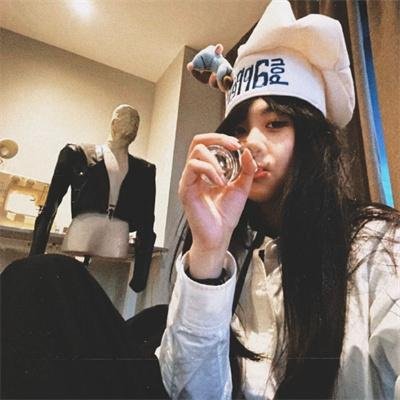 隔壁的房间